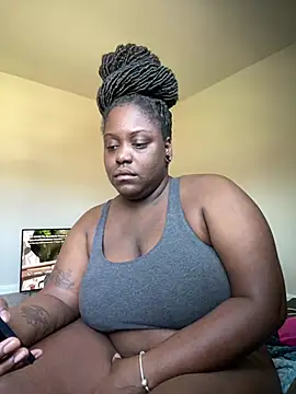 Snapshot of fantasygyal chatting on 07-13-26, 03:04 fantasygyal online show from 07-13-26, 03:04