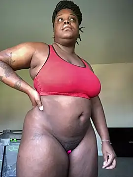 Snapshot of fantasygyal chatting on 07-22-26, 02:20 fantasygyal online show from 07-22-26, 02:20