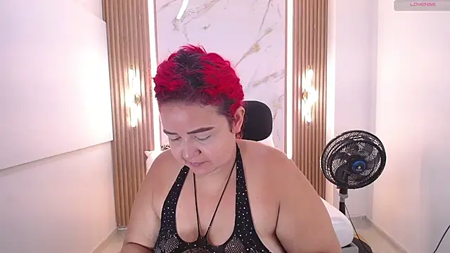Mariana Rojas online show from 07-11-26, 06:27