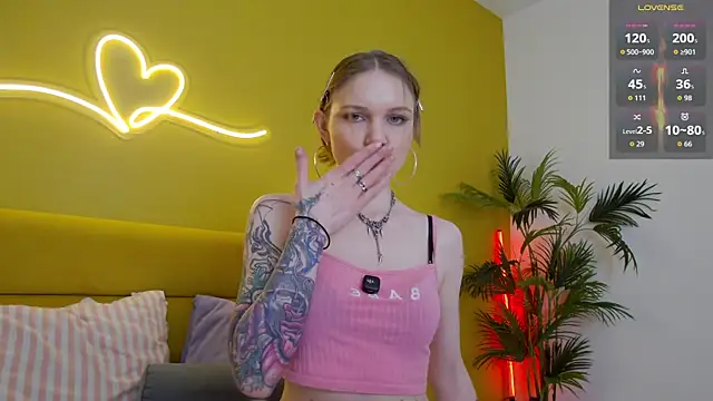 lessysweety online show from 05-22-26, 02:40