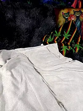 Snapshot of Bbboy42 chatting on 01-14-26, 02:39 Bbboy42 online show from 01-14-26, 02:39