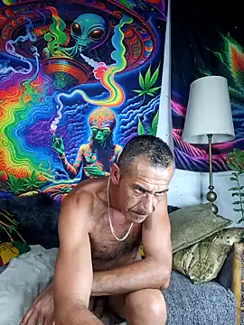 Snapshot of Bbboy42 chatting on 03-31-26, 07:25 Bbboy42 online show from 03-31-26, 07:25