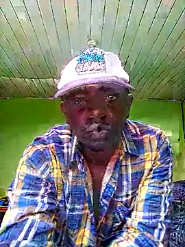 Snapshot of Bigswitdick chatting on 02-16-25, 07:59 Bigswitdick online show from 02-16-25, 07:59