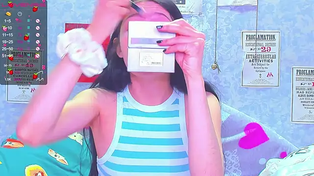 Vanessa Florence online show from 02-07-25, 01:25