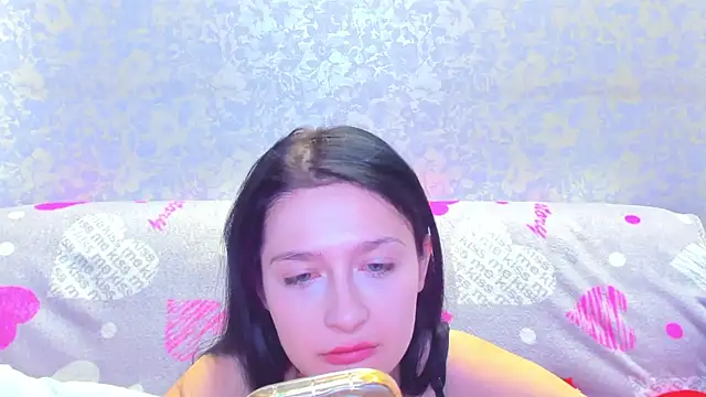 Vanessa Florence online show from 12-18-25, 01:55