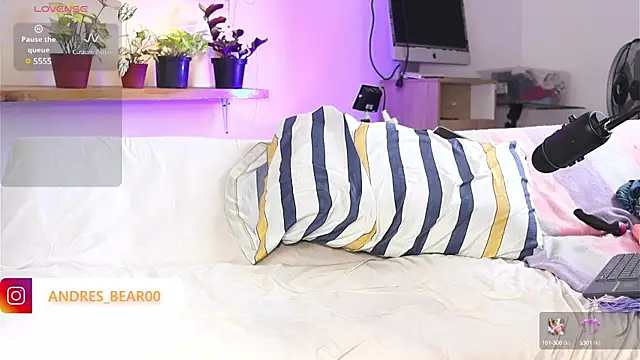 Little Bear00 online show from 03-16-25, 03:17