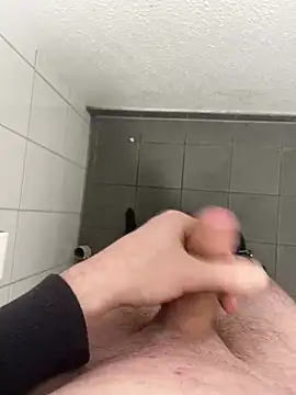 Snapshot of Ricoleckt chatting on 01-15-25, 09:45 Ricoleckt online show from 01-15-25, 09:45