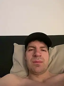 Snapshot of Ricoleckt chatting on 01-23-25, 08:46 Ricoleckt online show from 01-23-25, 08:46