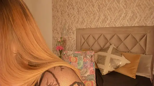 Lady lacey05 online show from 02-18-25, 05:21