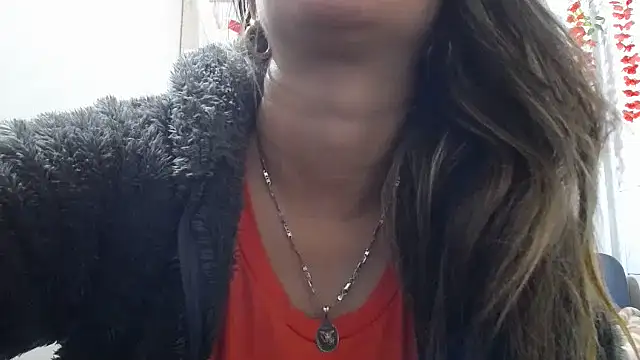 Luna girlhot  online show from 02-05-26, 04:44