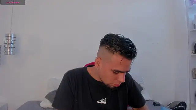 PittAndLunaa online show from 01-17-26, 01:27