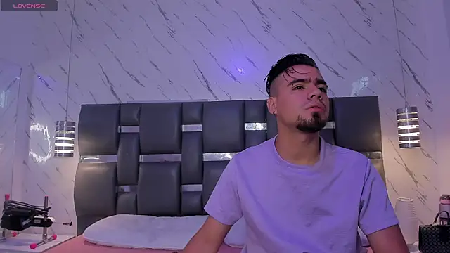 PittAndLunaa online show from 04-28-26, 12:32