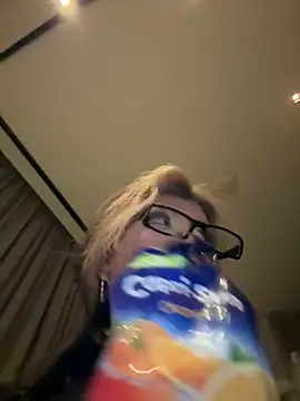 Snapshot of jackelinuh chatting on 02-07-26, 12:03 jackelinuh online show from 02-07-26, 12:03