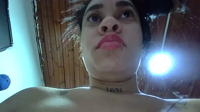 white sexy  online show from 10-25-25, 11:40