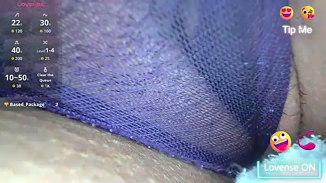 white sexy  online show from 04-23-26, 12:29