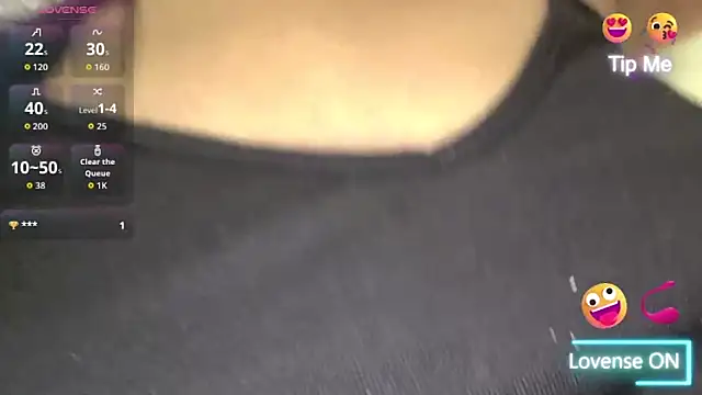 white sexy  online show from 04-26-26, 10:18