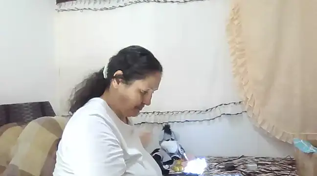 Snapshot of ximenajimenez chatting on 01-19-25, 04:33 ximenajimenez online show from 01-19-25, 04:33