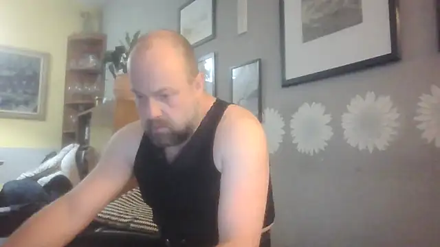 Prehistorixxx2686 online show from 05-17-26, 04:47