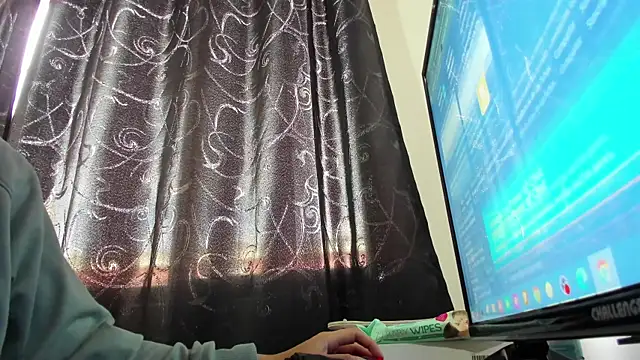 Snapshot of samantha__wilson chatting on 11-05-25, 01:22 samantha wilson online show from 11-05-25, 01:22