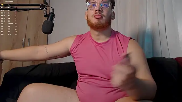 Snapshot of anotherbigboy_ chatting on 12-03-25, 12:25 anotherbigboy online show from 12-03-25, 12:25