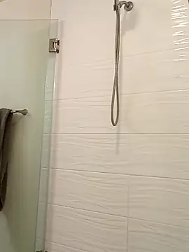 El Gizmo online show from 03-19-25, 05:30