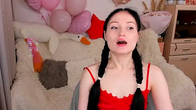 Snapshot of LisaMooore chatting on 02-06-26, 07:39 LisaMooore online show from 02-06-26, 07:39