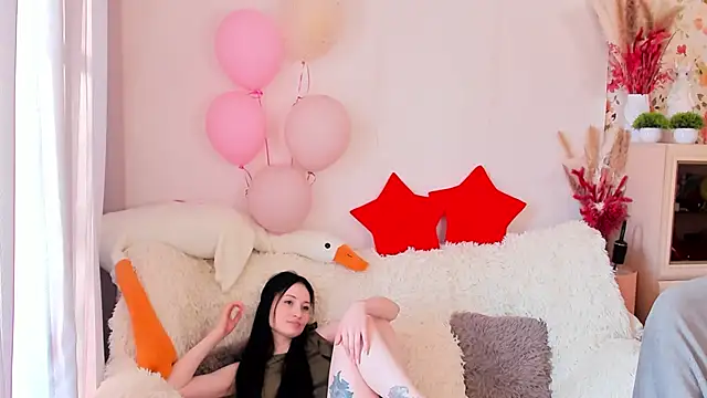 Snapshot of LisaMooore chatting on 03-06-26, 06:10 LisaMooore online show from 03-06-26, 06:10