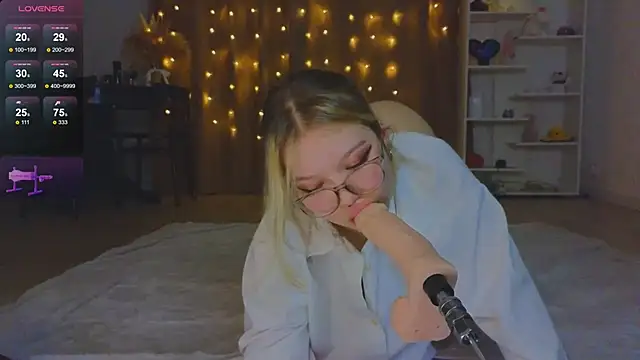 May aster online show from 03-23-25, 02:15