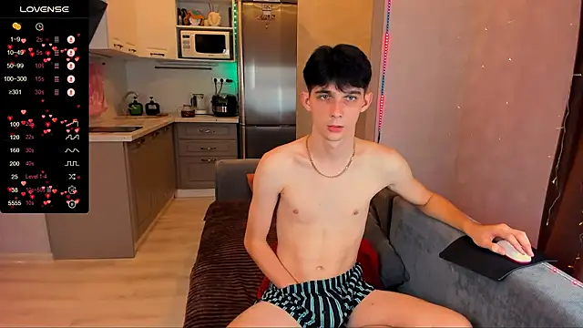 Snapshot of Aaron_Boom chatting on 09-26-25, 06:12 Aaron Boom online show from 09-26-25, 06:12