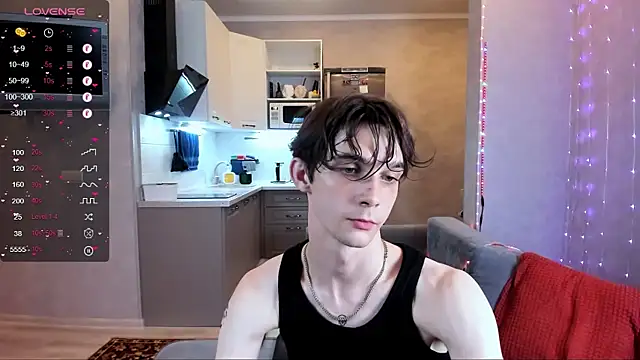 Aaron Boom online show from 06-28-26, 09:21