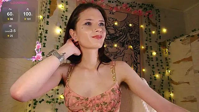 Snapshot of summerhazeee chatting on 12-21-24, 07:38 summerhazeee online show from 12-21-24, 07:38