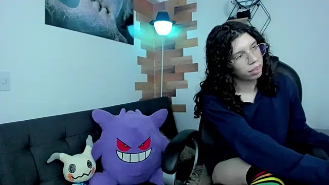 Snapshot of Angel_Dust18 chatting on 12-26-24, 11:03 Angel Dust18 online show from 12-26-24, 11:03