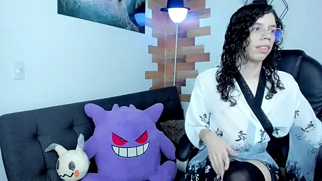 Snapshot of Angel_Dust18 chatting on 12-30-24, 08:58 Angel Dust18 online show from 12-30-24, 08:58