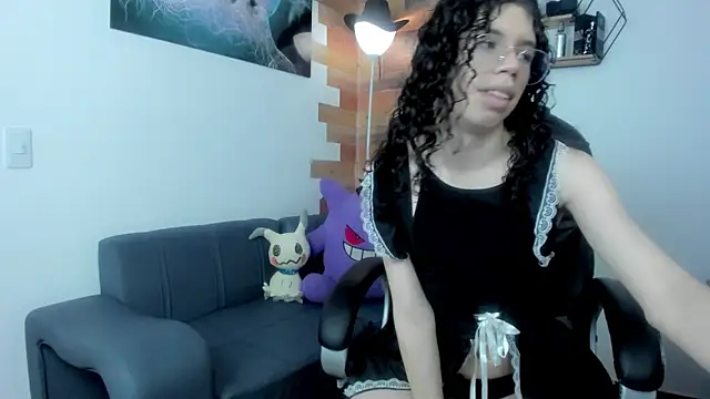 Snapshot of Angel_Dust18 chatting on 02-23-25, 08:44 Angel Dust18 online show from 02-23-25, 08:44