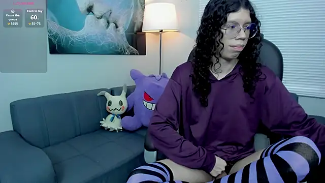 Snapshot of Angel_Dust18 chatting on 09-13-25, 02:17 Angel Dust18 online show from 09-13-25, 02:17