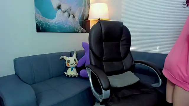 Snapshot of Angel_Dust18 chatting on 09-16-25, 02:07 Angel Dust18 online show from 09-16-25, 02:07