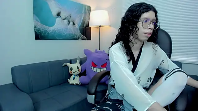 Snapshot of Angel_Dust18 chatting on 10-07-25, 02:58 Angel Dust18 online show from 10-07-25, 02:58