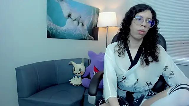 Snapshot of Angel_Dust18 chatting on 11-02-25, 03:03 Angel Dust18 online show from 11-02-25, 03:03