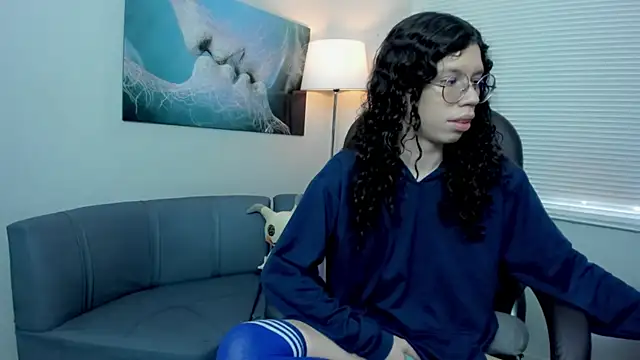 Snapshot of Angel_Dust18 chatting on 11-03-25, 03:13 Angel Dust18 online show from 11-03-25, 03:13