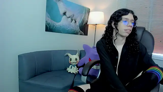 Snapshot of Angel_Dust18 chatting on 11-04-25, 03:00 Angel Dust18 online show from 11-04-25, 03:00