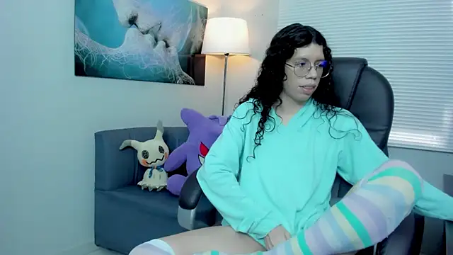 Snapshot of Angel_Dust18 chatting on 11-29-25, 03:26 Angel Dust18 online show from 11-29-25, 03:26