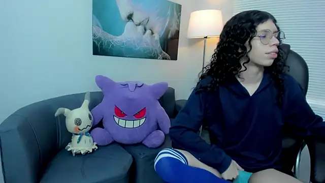 Snapshot of Angel_Dust18 chatting on 01-05-26, 06:00 Angel Dust18 online show from 01-05-26, 06:00