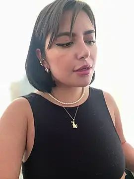 Snapshot of sukhakunis1 chatting on 03-11-25, 04:18 sukhakunis1 online show from 03-11-25, 04:18