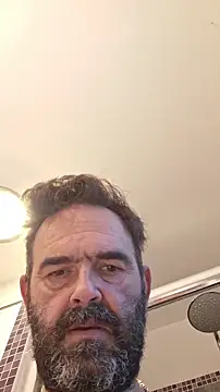 Snapshot of pachapeter chatting on 09-18-25, 05:37 pachapeter online show from 09-18-25, 05:37