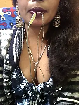 Snapshot of jasss-11 chatting on 02-14-26, 07:10 jasss-11 online show from 02-14-26, 07:10