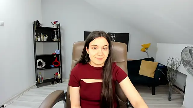 Snapshot of MelissaWiliam chatting on 02-06-25, 11:43 MelissaWiliam online show from 02-06-25, 11:43