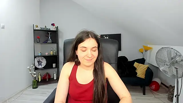 Snapshot of MelissaWiliam chatting on 03-18-25, 03:31 MelissaWiliam online show from 03-18-25, 03:31