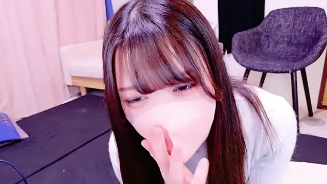 Snapshot of hina_porn chatting on 12-19-24, 10:13 hina porn online show from 12-19-24, 10:13