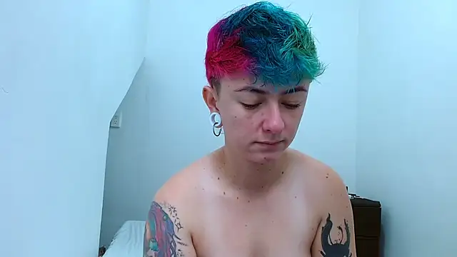 tomboyblue online show from 11-07-25, 03:45