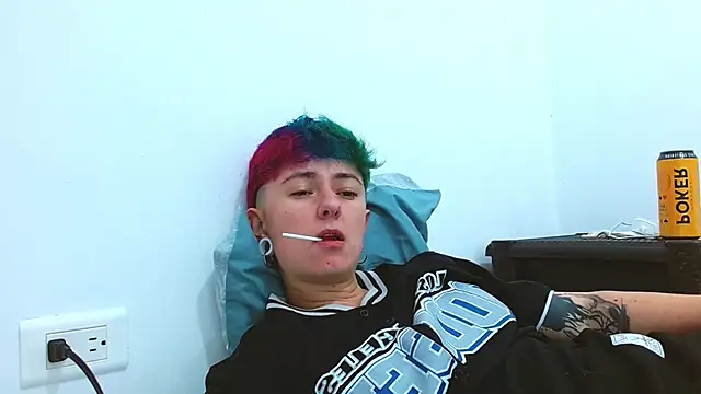 tomboyblue online show from 11-16-25, 12:44